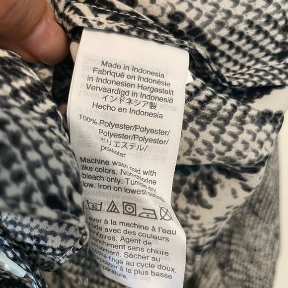 New - j crew crepe blouse -  Price firm - Picture 3 of 7